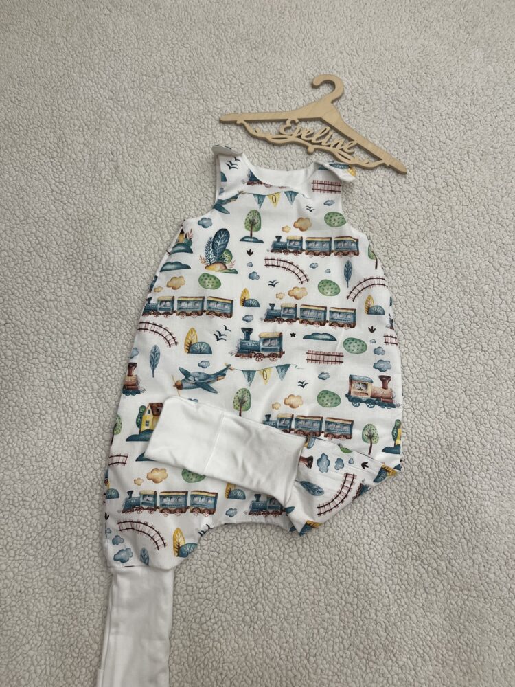 Tipegő hálózsák - vonatos (98)